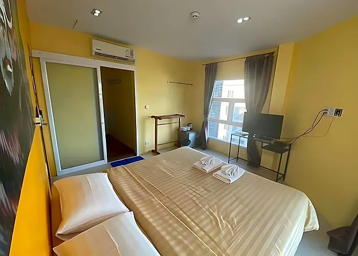 Hotell Sukhum Khaosan Au Bon