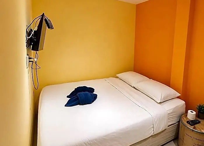Hotell Sukhum Khaosan Au Bon