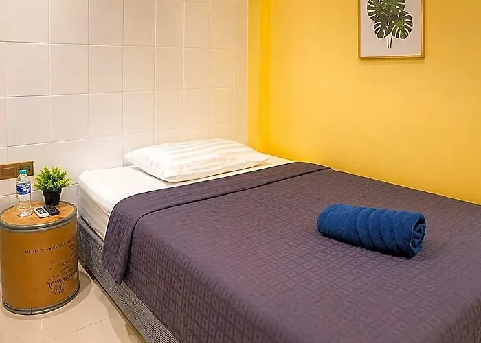 Hotell Sukhum Khaosan Au Bon 3*